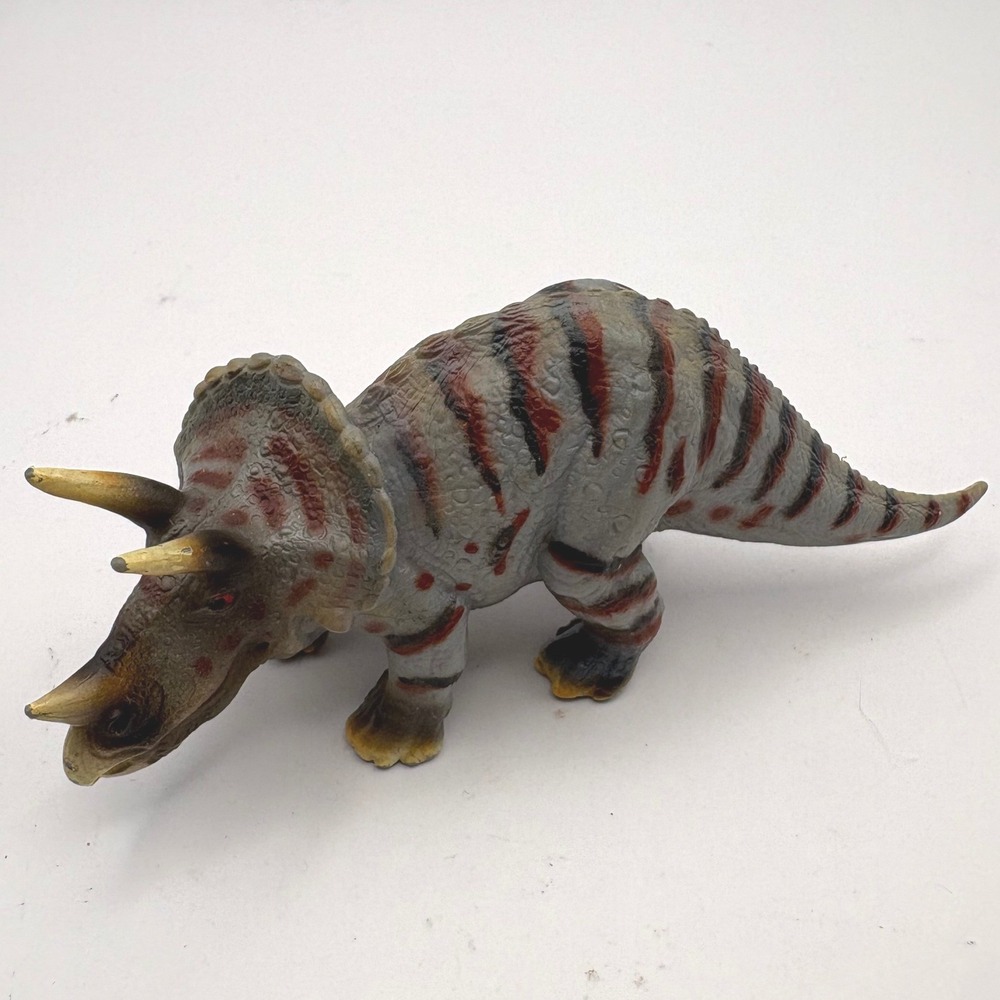 Schleich 2002 Mini Triceratops 5" Dinosaur Figure 14511 Retired Vtg Excellent
